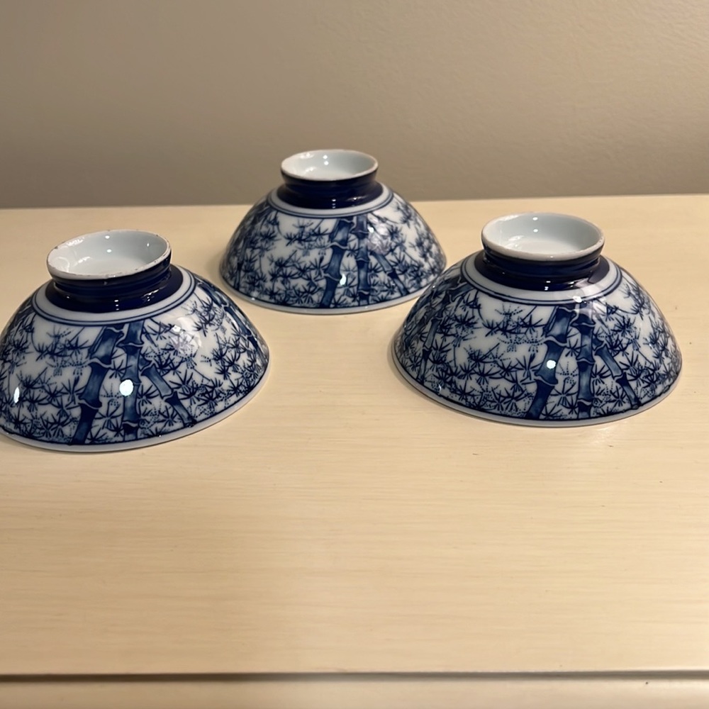 EUC: 3 Porcelain Finger Bowls - Picture 2 of 3